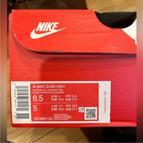 Nike dunk pandas size w6.5/m5 EUC - Picture 5 of 8